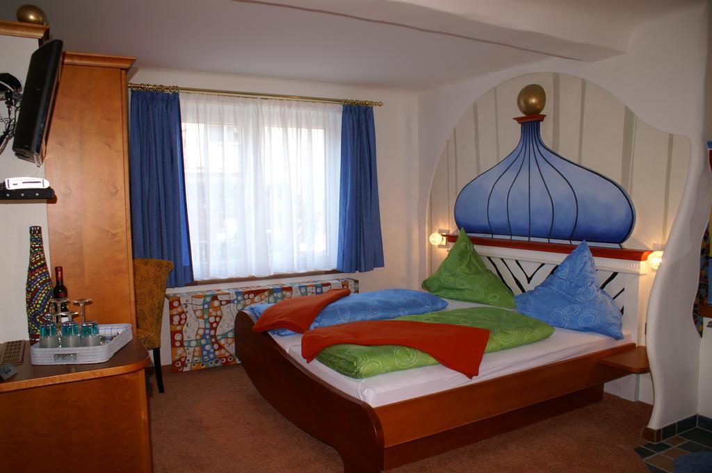 Gasthof Haus Sanz 3*